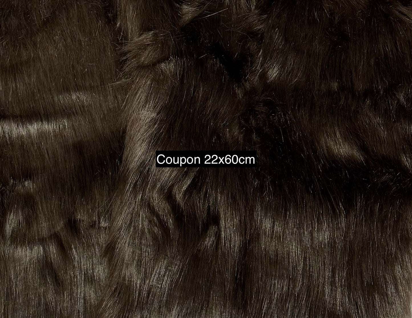 Coupon fausse fourrure marron foncé 22x60 cm – poils longs 4 / 4,5 cm – belle qualité
