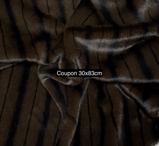 Coupon fausse fourrure marron rayée poils courts 1,5 cm – 30x83 cm