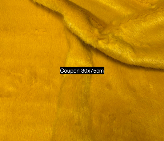 Coupon tissu fausse fourrure douce et épaisse jaune orange à poils mi-longs 30cm x 75cm
