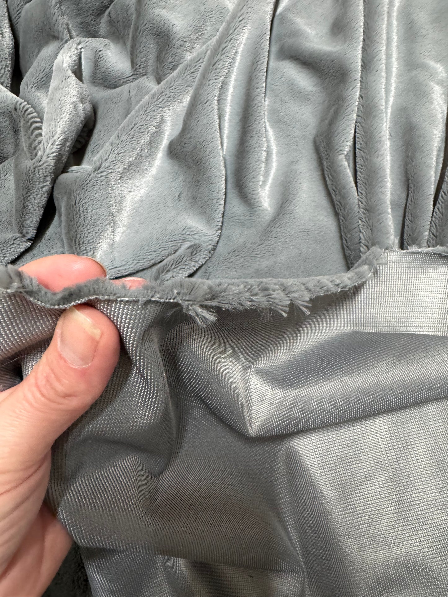 Soft short pile grey faux fur piece 30x150cm, 0.5cm pile length