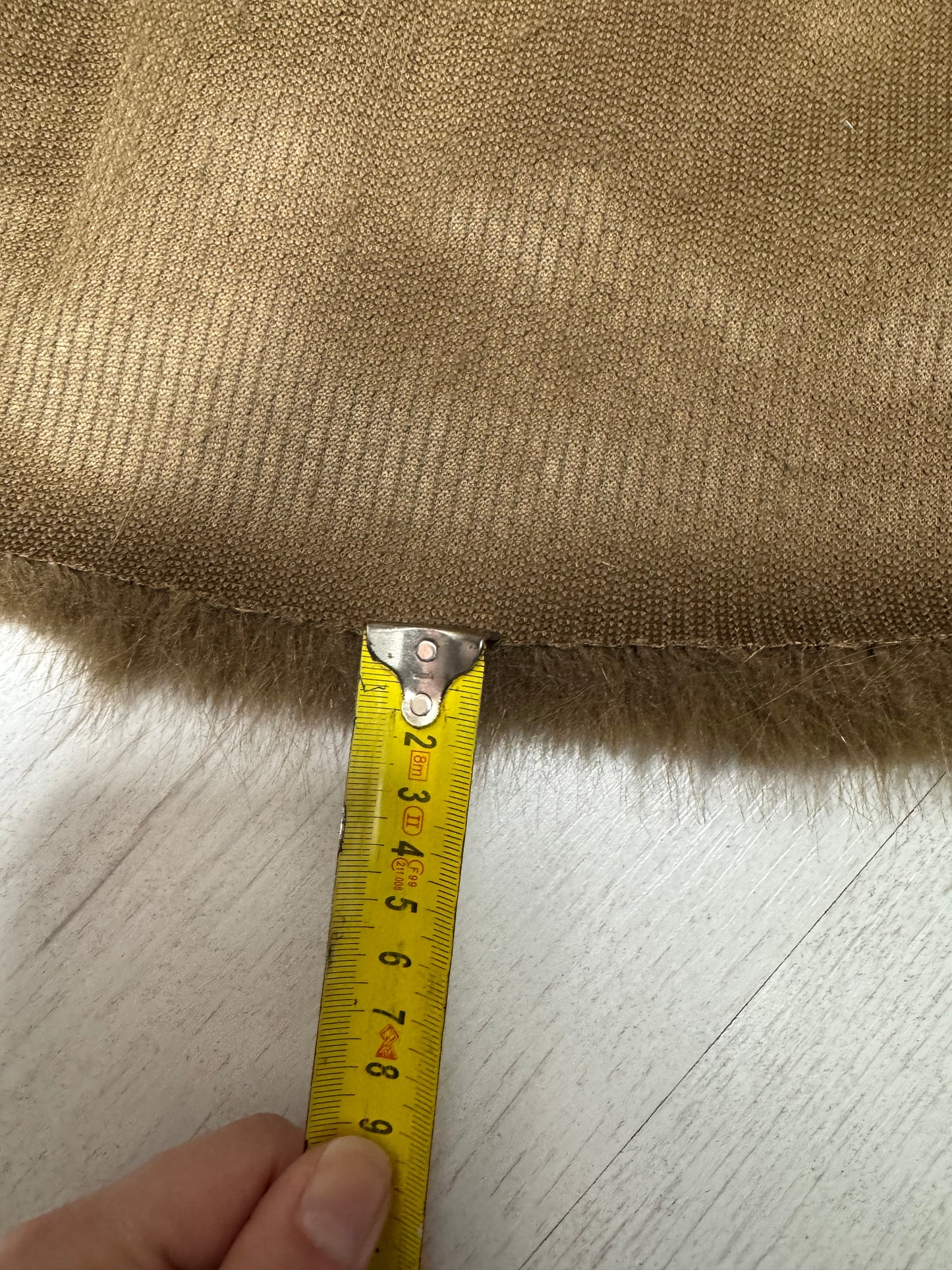 fourrure synthétique marron fursuit couture textile