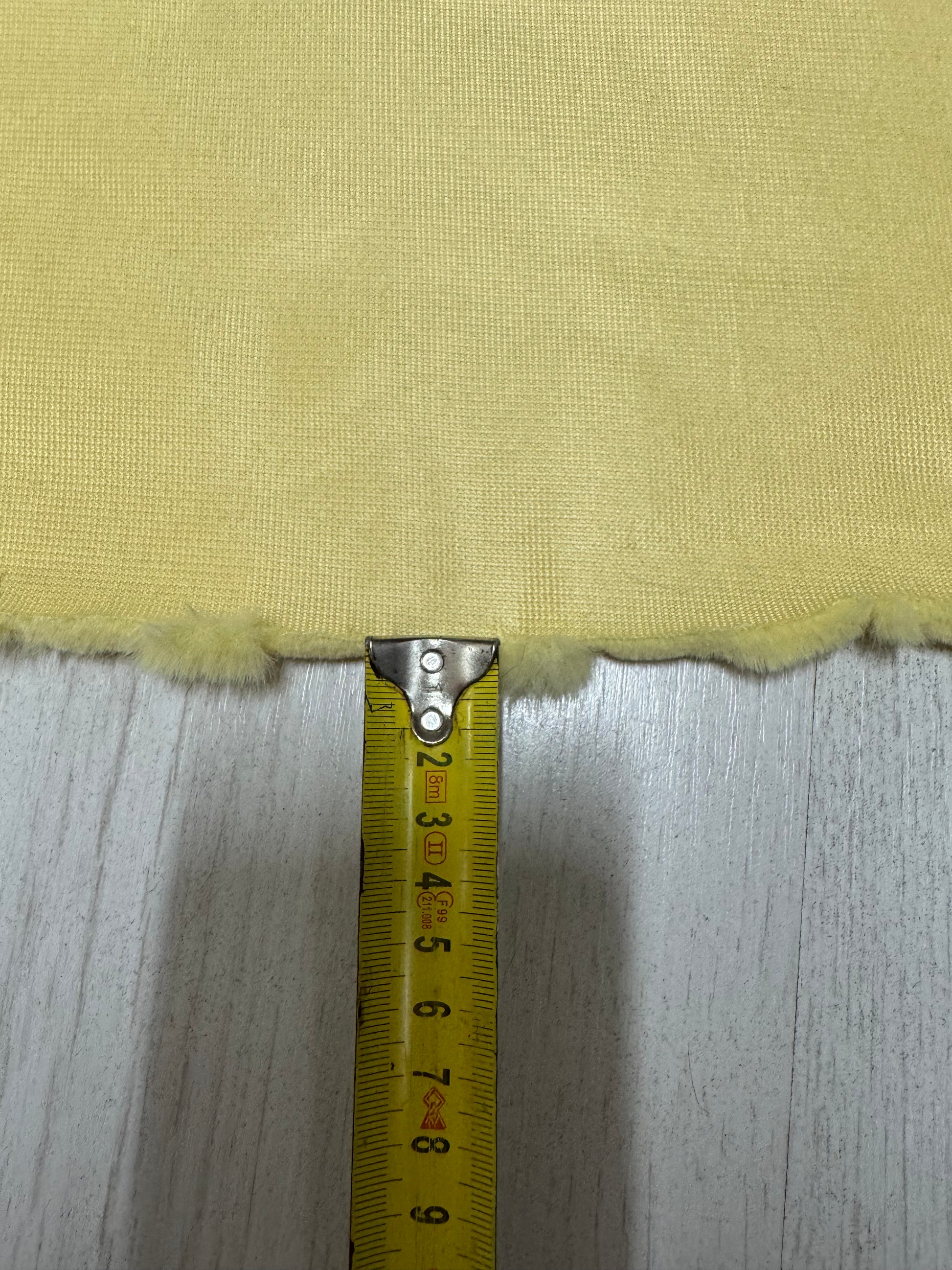 Fausse fourrure jaune pour peluche artisanale longueur de poils 1 cm