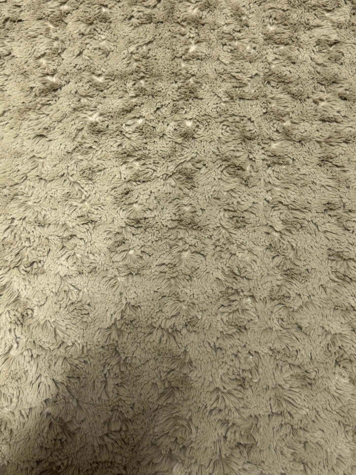 tissu fausse fourrure beige relief poils courts pour peluche ours collection