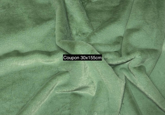 fausse fourrure verte douce poils courts 1 cm coupon 30x155 cm