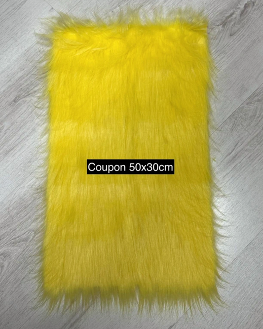 Coupon tissu de qualité fausse fourrure à poils longs doux jaune 50cm x 30cm