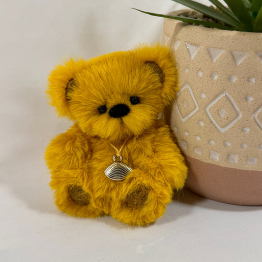 Ours miniature de collection Biena 10 cm cousu main en fausse fourrure caramel miel