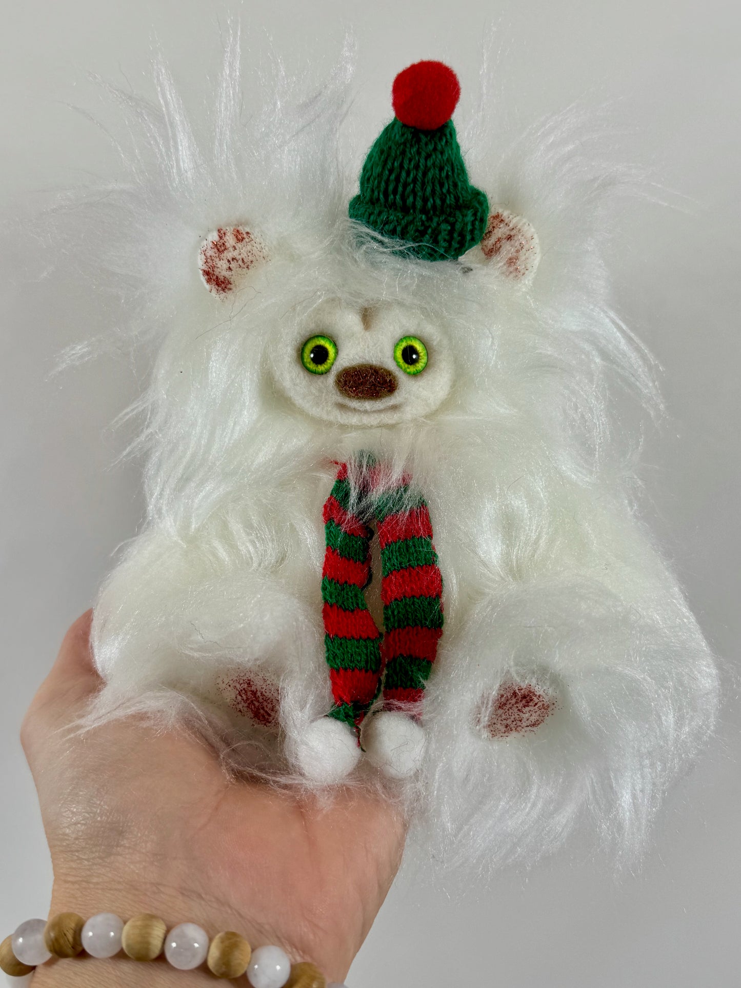 Frimousse de Noël “Noëlle” – Peluche de collection articulée 17 cm | yeux en verre & visage feutré