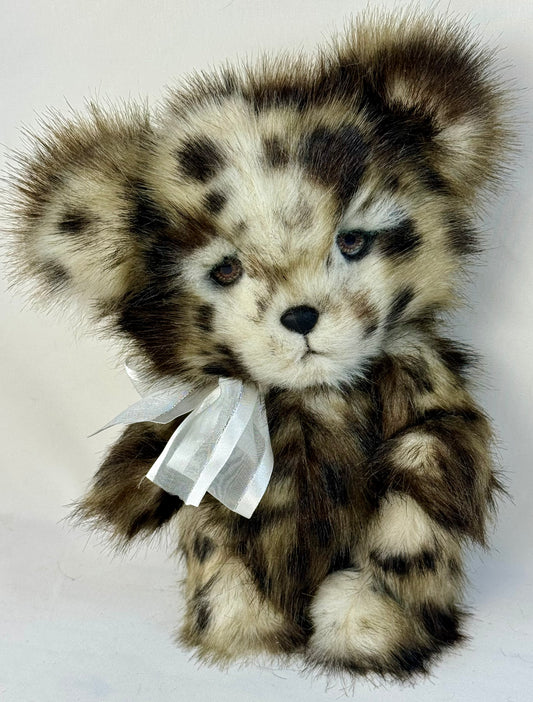 Ours de collection articulé "Nougat" – 25 cm – Fausse fourrure léopard marron beige, pièce unique fait main